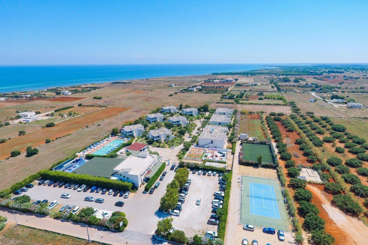 Torre Guaceto Greenblu Resort Specchiolla Bagian luar foto