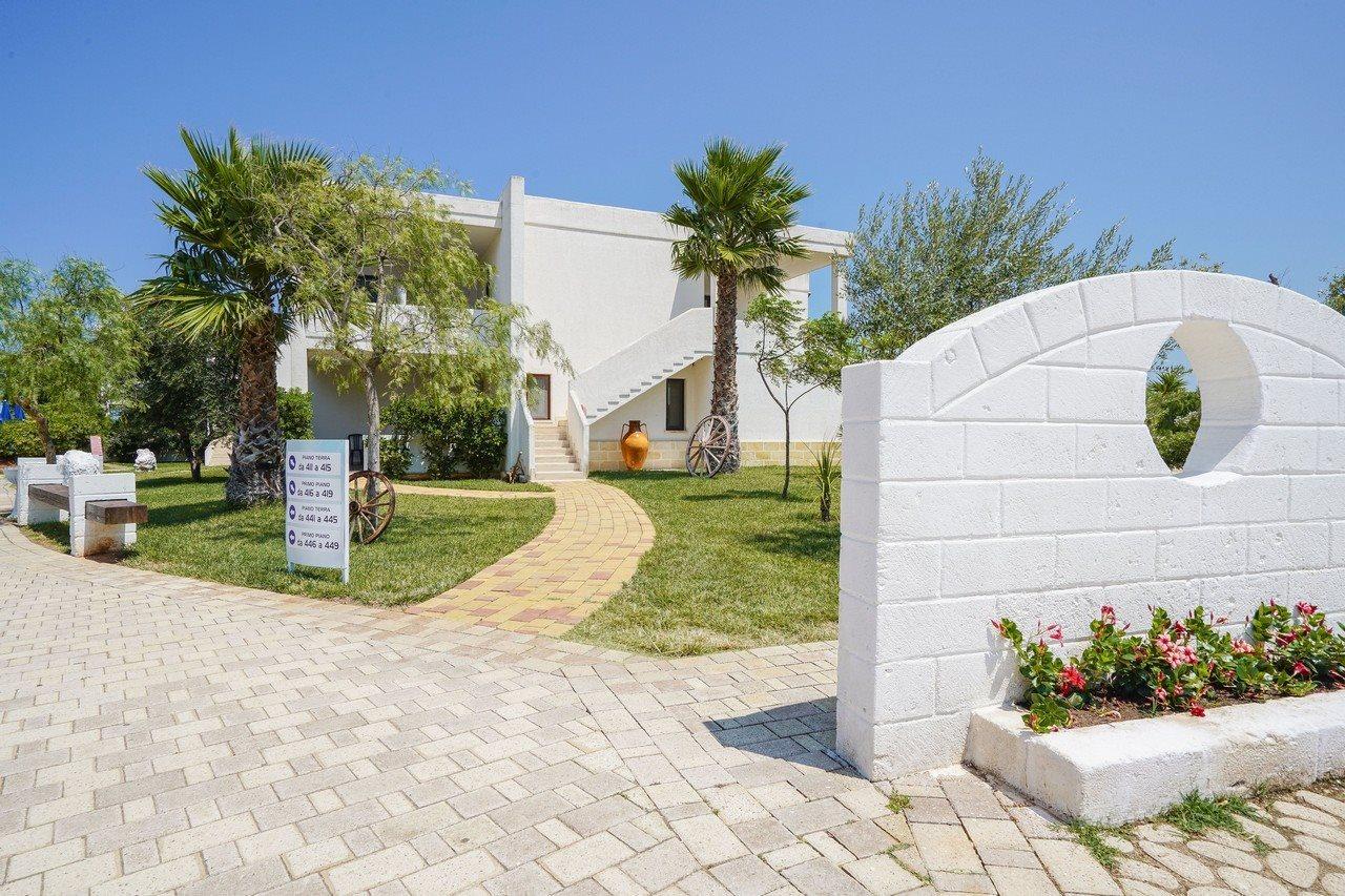 Torre Guaceto Greenblu Resort Specchiolla Bagian luar foto