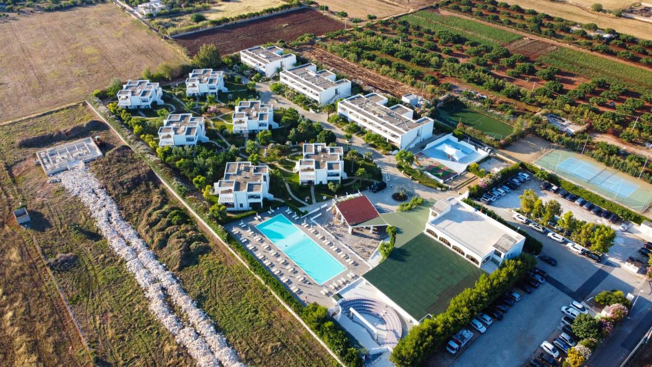 Torre Guaceto Greenblu Resort Specchiolla Bagian luar foto