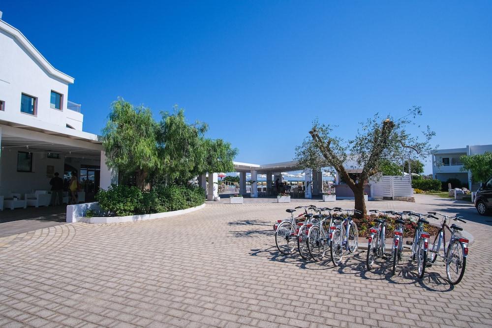 Torre Guaceto Greenblu Resort Specchiolla Bagian luar foto